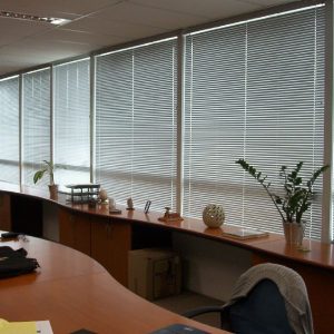 Persiana horizontal de aluminio (4)